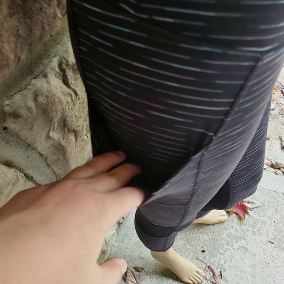 CALVIN KLEIN | Moisture Wicking Performance Workout Pants - Picture 6 of 10